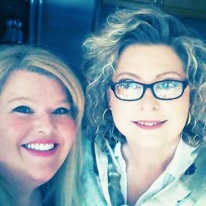 Meet your Posher, Carlyne